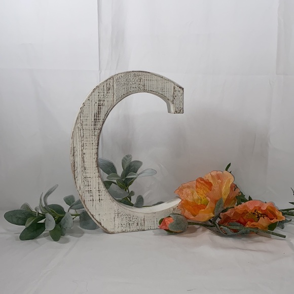 Wall or wedding decor C white washed wooden - Picture 1 of 4